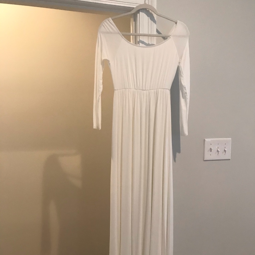 PinkBlush Ivory Off The Shoulder Maxi Dress Medium